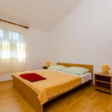 Apartments Milka Slatine Exterior photo